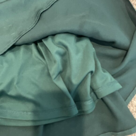 Express Dress Womens Small Emerald Green Vneck Long Sleeve Knee Holiday Casual - Picture 5 of 8